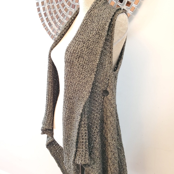 BCBGMaxAzria Jackets & Blazers - BCBG sweater vest size S/M